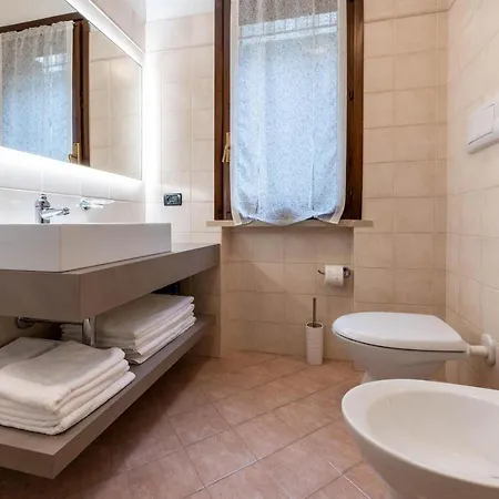 Le Coste Lake View Apartamento Tignale